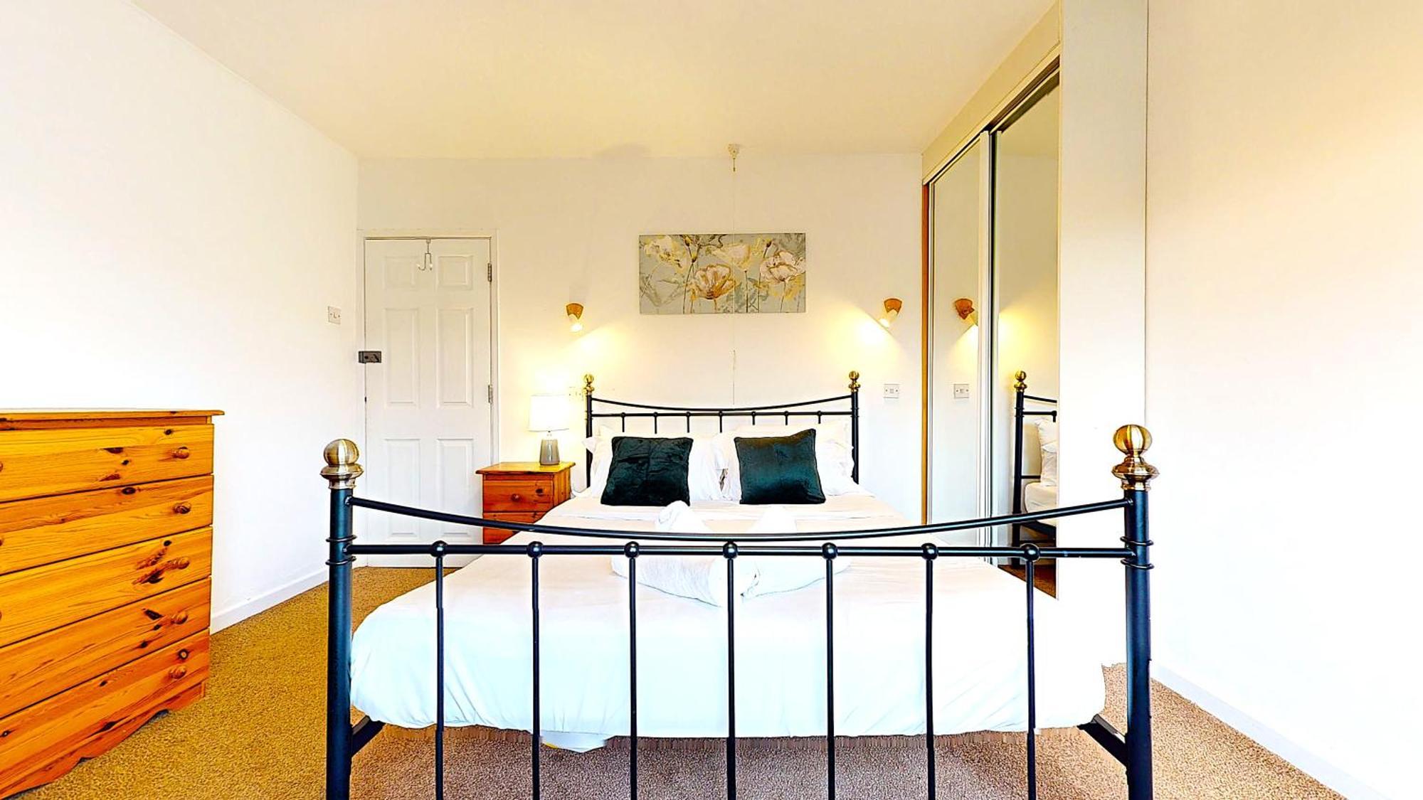 Sleeps 10, Free Parking, Close To Science Park, King Size Bed Milton  Exterior photo