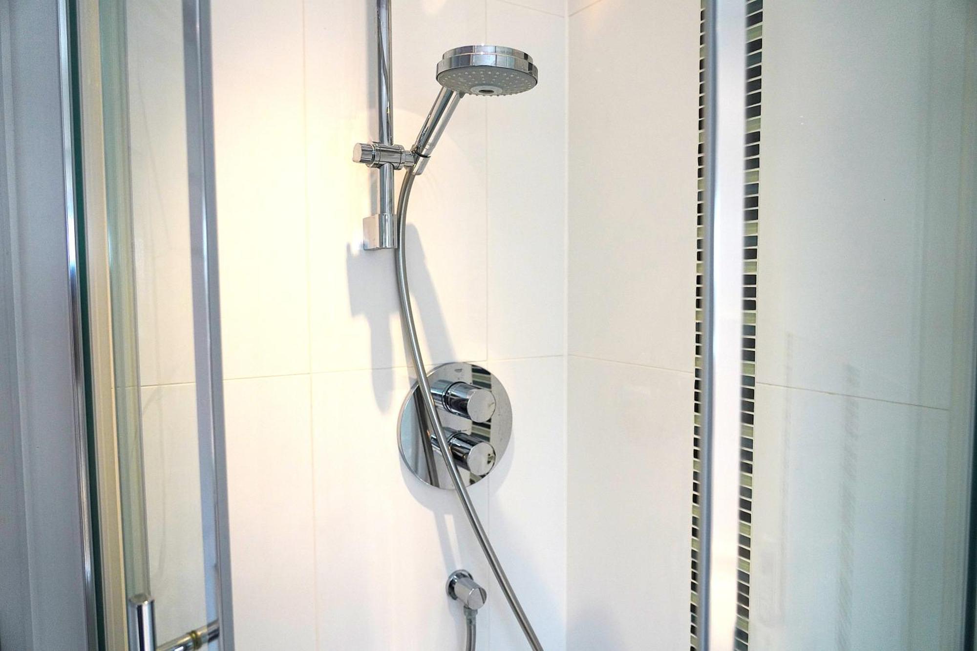 Sleeps 10, Free Parking, Close To Science Park, King Size Bed Milton  Exterior photo