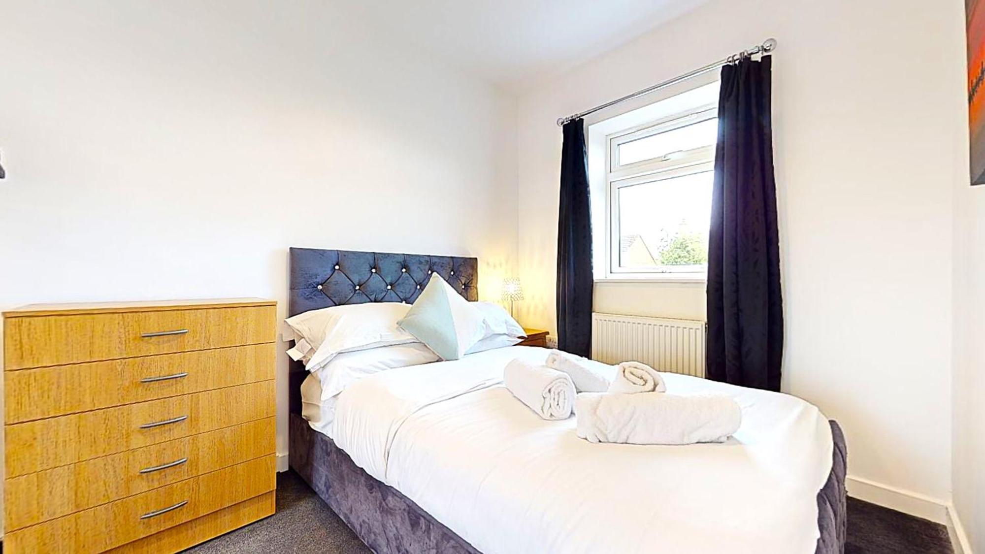 Sleeps 10, Free Parking, Close To Science Park, King Size Bed Milton  Exterior photo